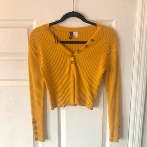 Yellow Sweater shirt